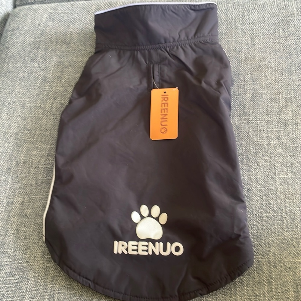 NWT Ireenuo Waterproof dog coat with fleece